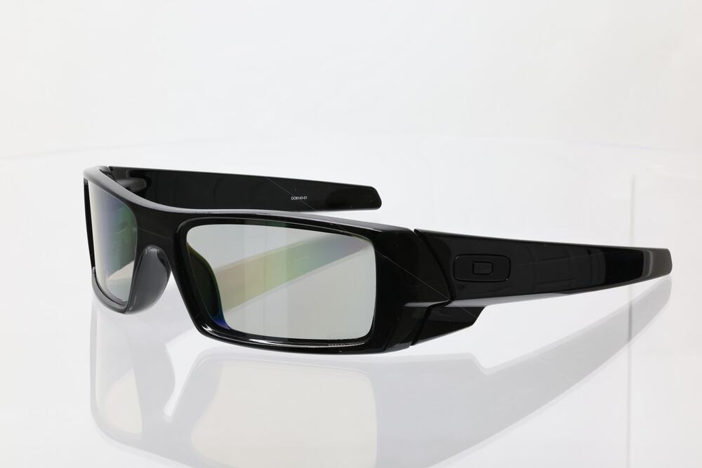 Oakley Gascan Polarized Sunglasses - GOOD CONDITION